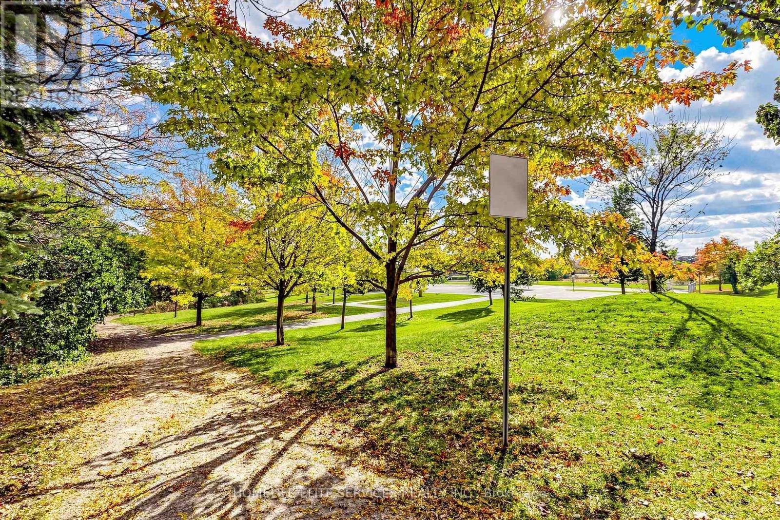2432 Stoll Drive, Oakville, ON photo 50
