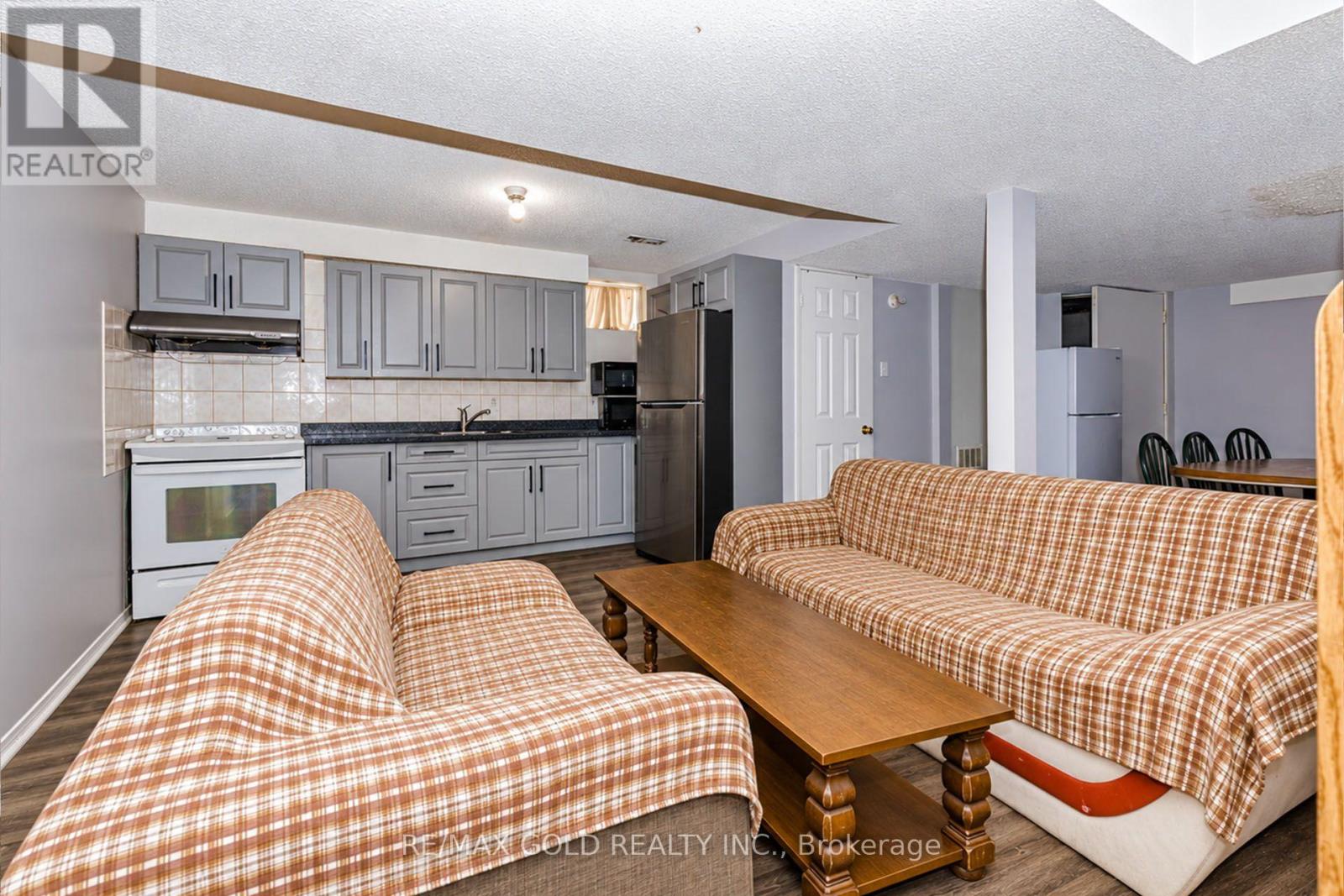 104 Tumbleweed Trail, Brampton, ON photo 37