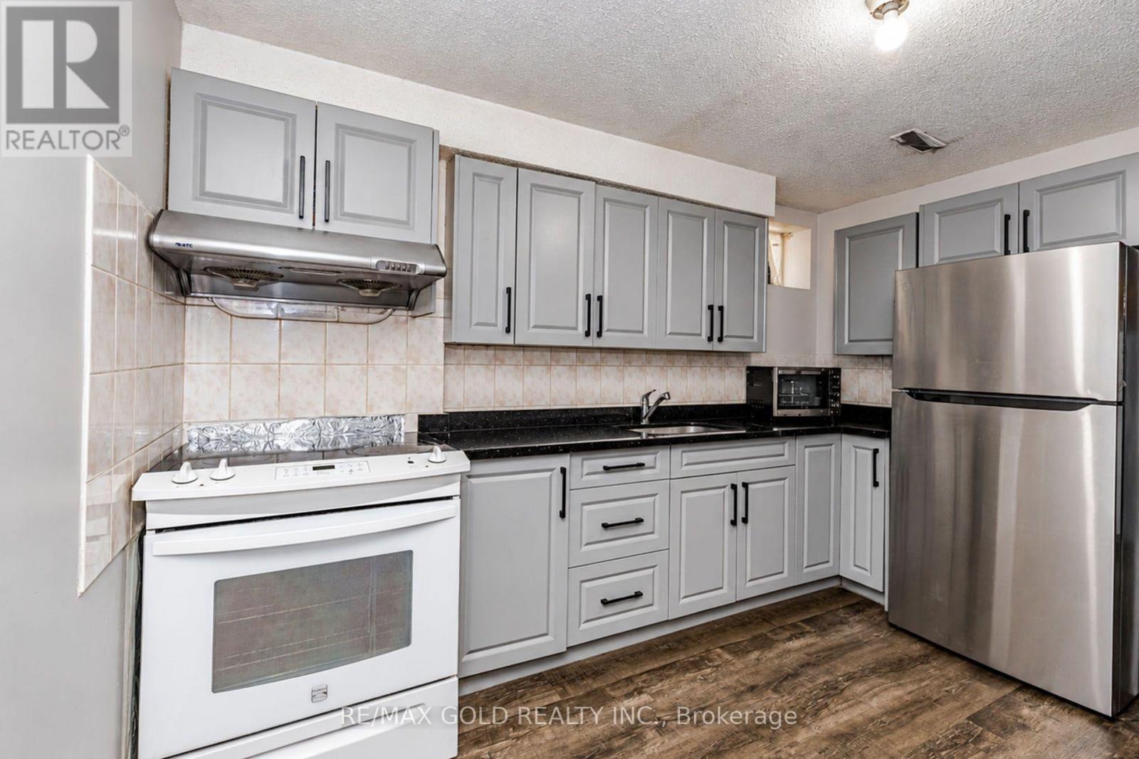 104 Tumbleweed Trail, Brampton, ON photo 40