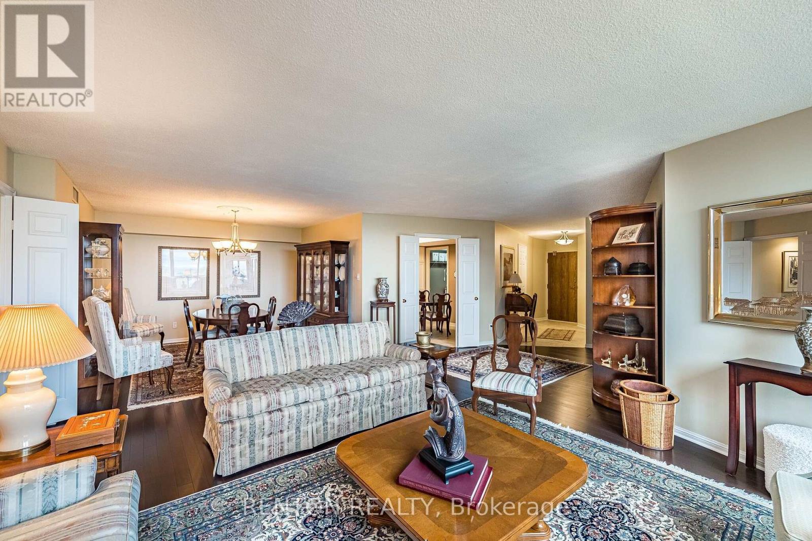 710- 1240 Marlborough Court, Oakville, ON photo 13