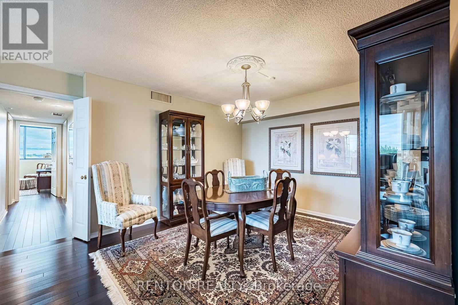 710- 1240 Marlborough Court, Oakville, ON photo 17