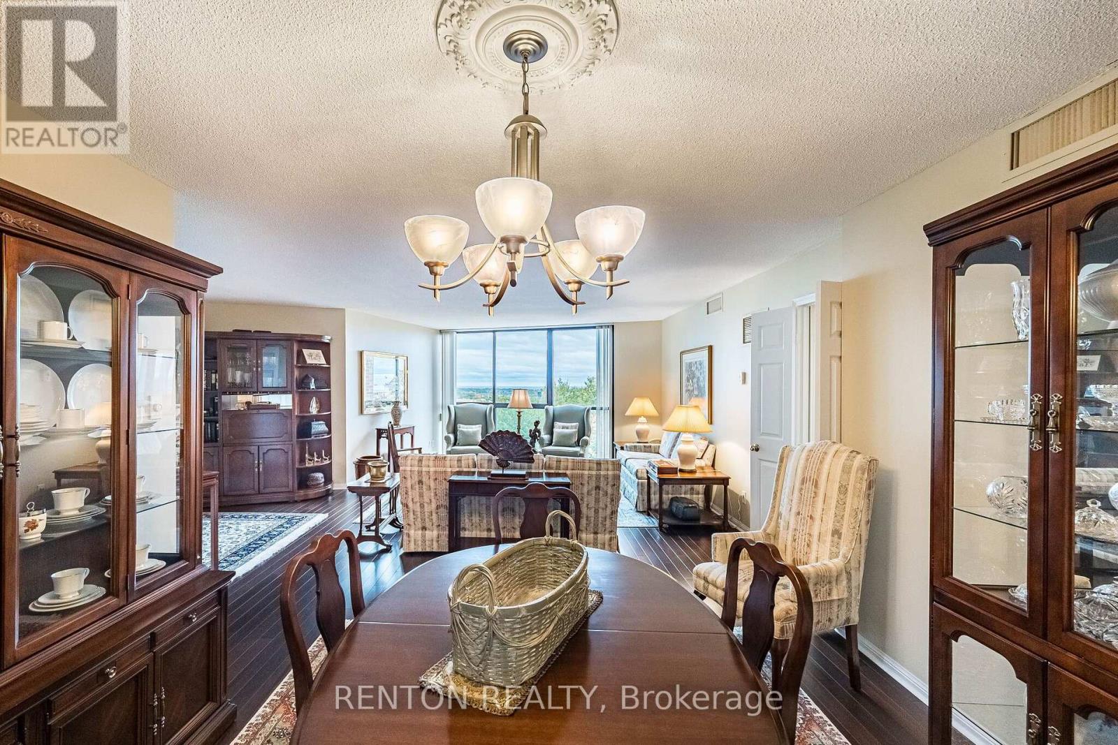710- 1240 Marlborough Court, Oakville, ON photo 18