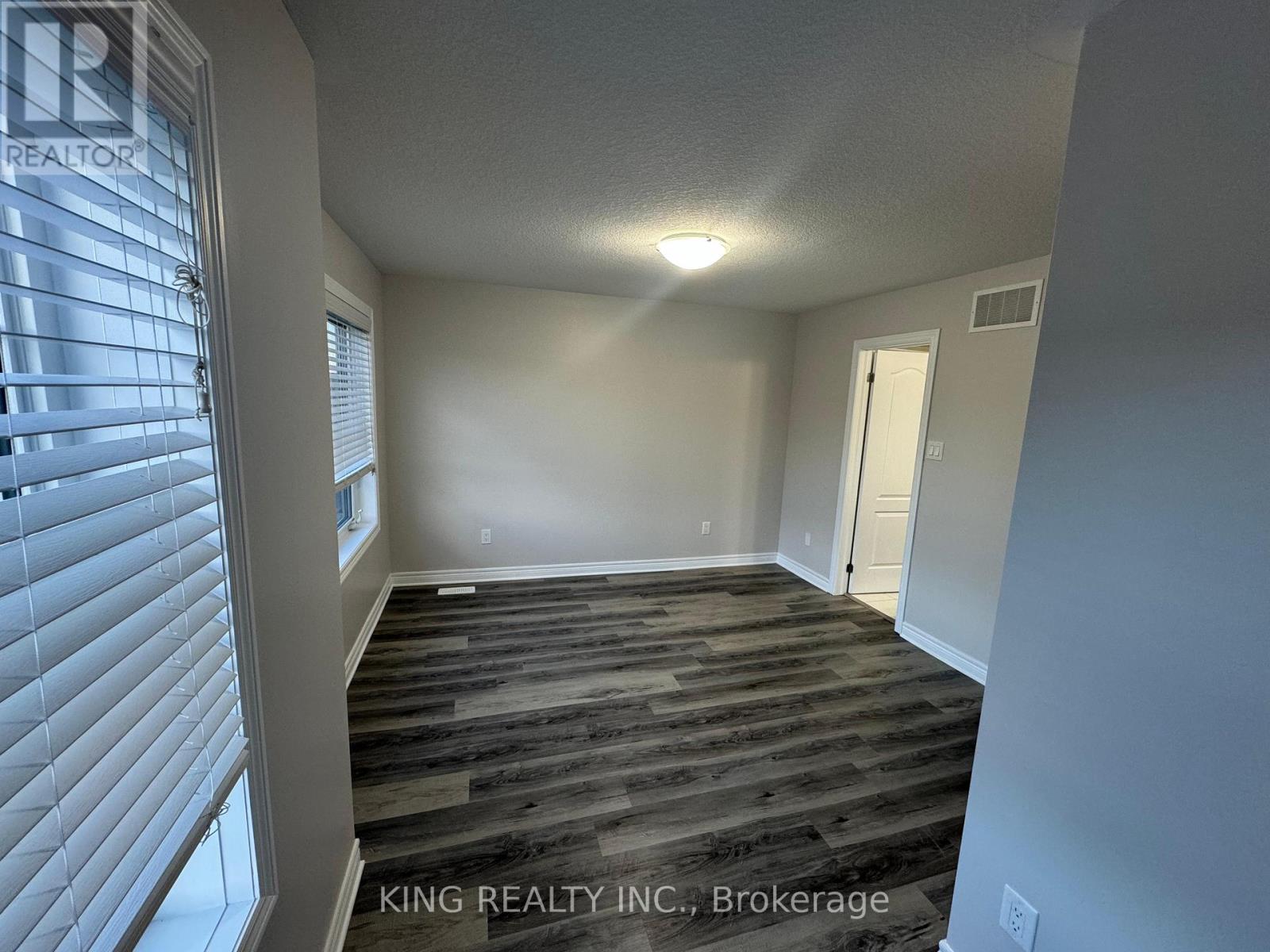 632 LINDEN DRIVE, Cambridge — photo 8