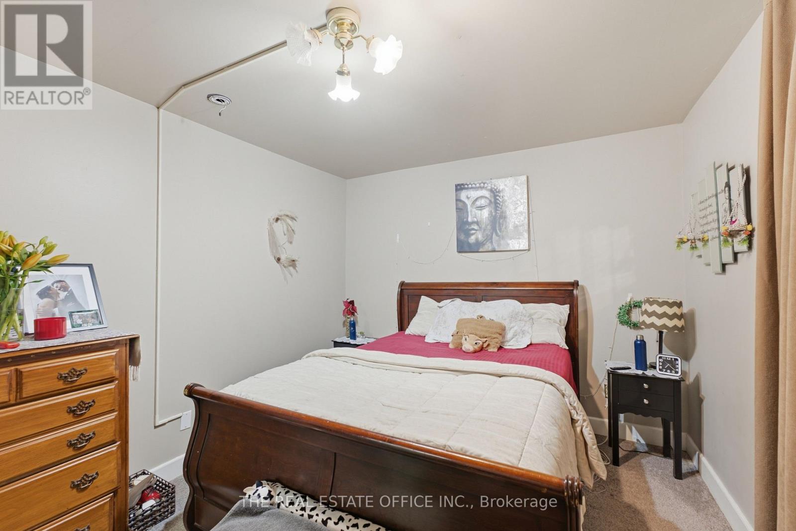 4327 Simcoe Street, Niagara Falls, ON photo 10