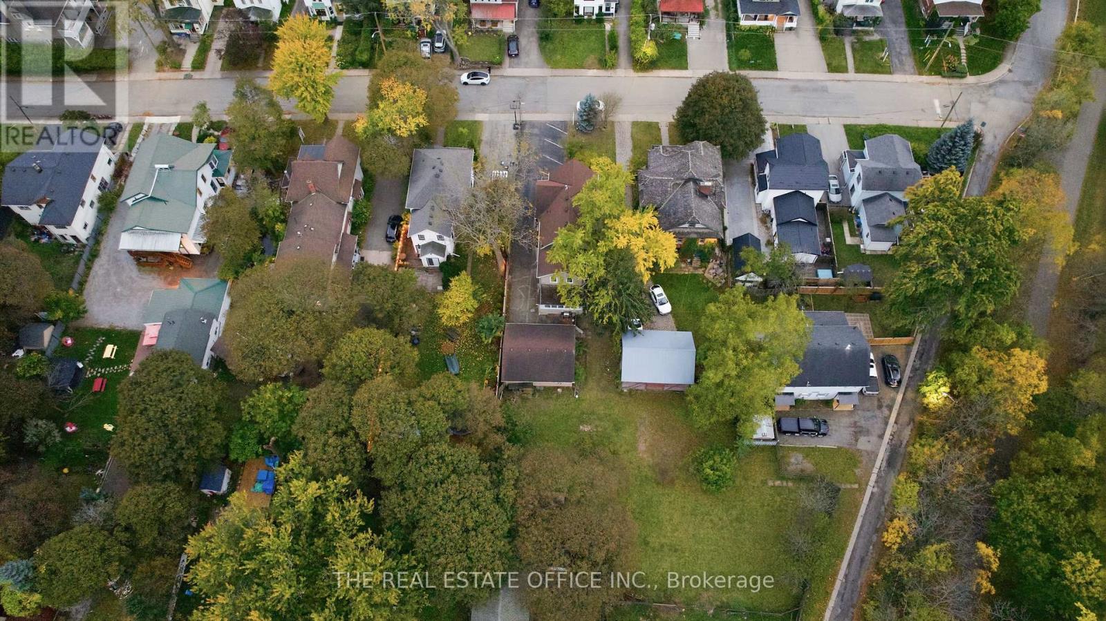 4327 Simcoe Street, Niagara Falls, ON photo 43