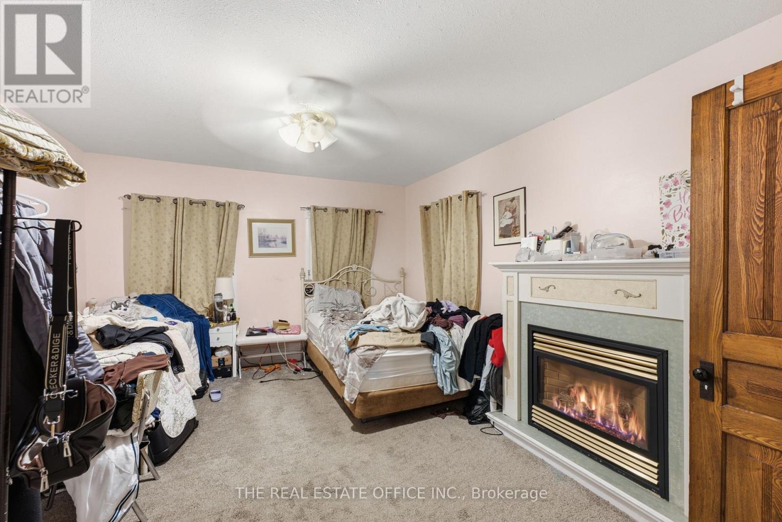 4327 Simcoe Street, Niagara Falls, ON photo 45