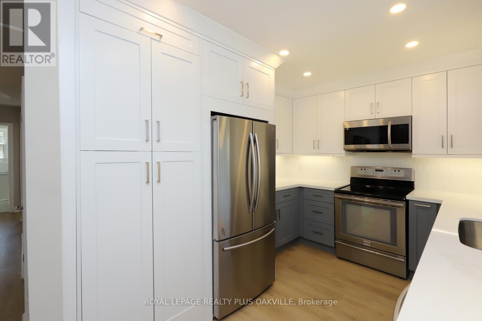 MAIN FLOOR - 269 WEST 5TH STREET, Hamilton (Mohawk) — photo 8