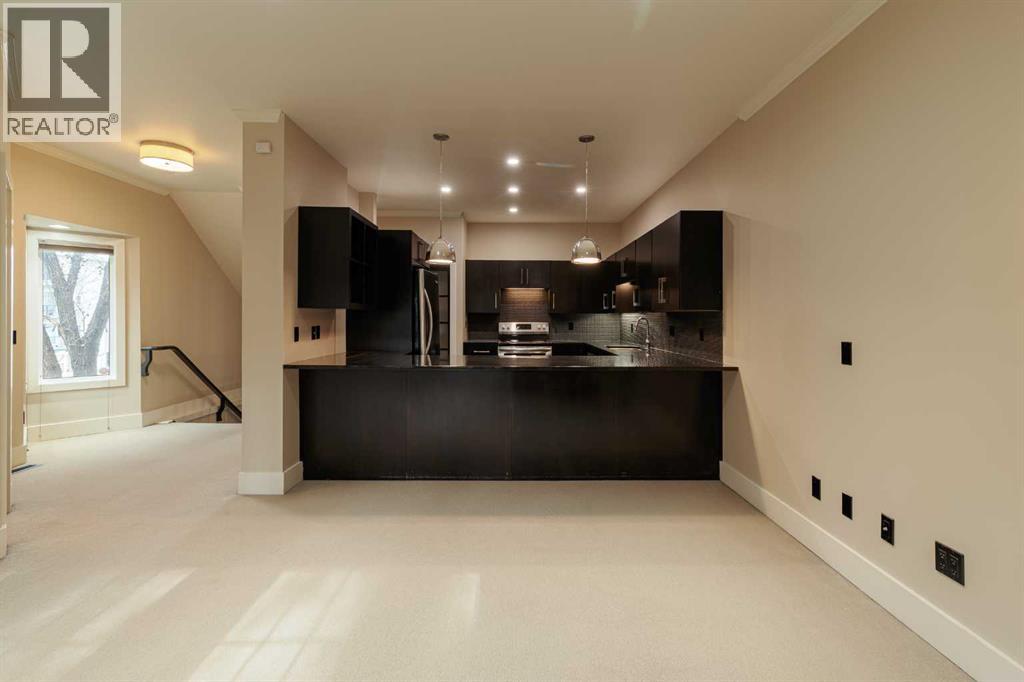 1425 Colborne Crescent SW, Calgary — photo 9