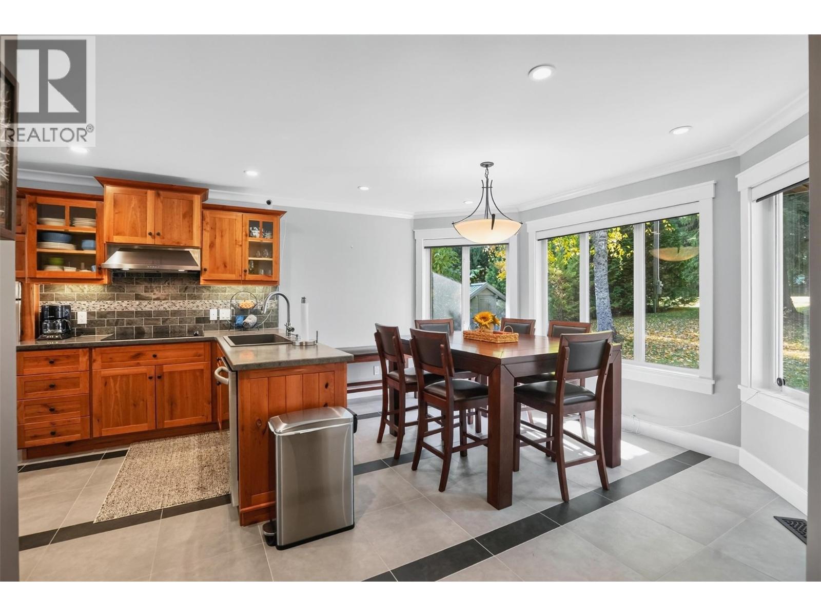 222 Nichols Drive - 7