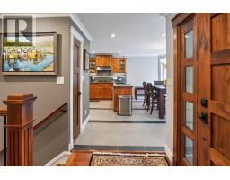 3pc Bathroom - 222 Nichols Drive, Kaslo, BC V0G1M0 Photo 6