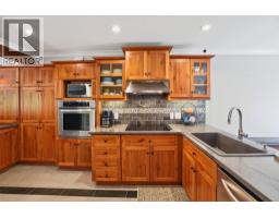 Kitchen - 222 Nichols Drive, Kaslo, BC V0G1M0 Photo 11