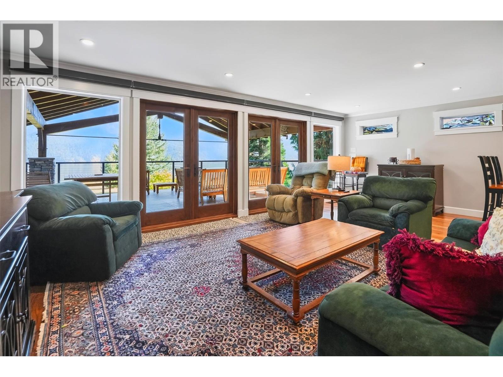 222 Nichols Drive - 16