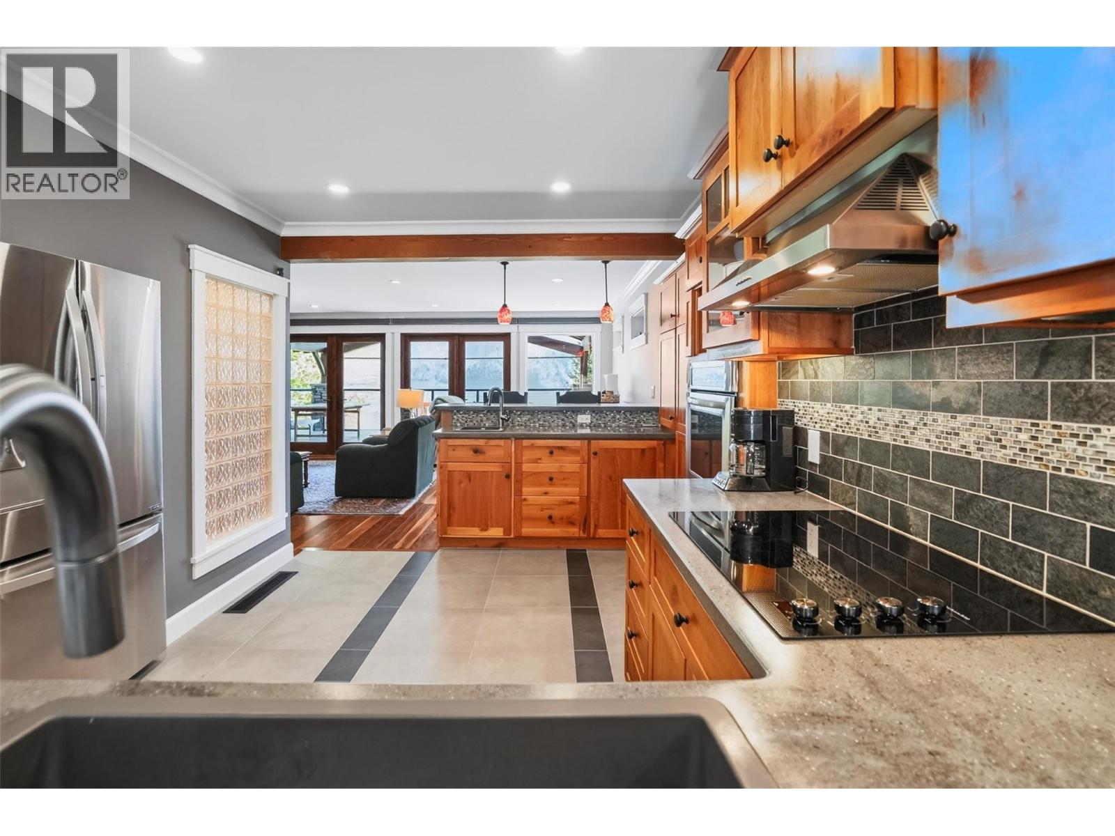 222 Nichols Drive - 10
