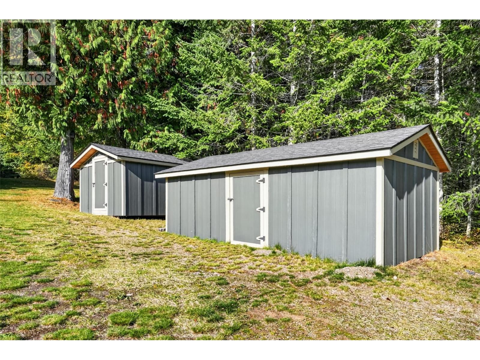 222 Nichols Drive - 48