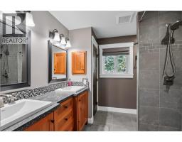 222 Nichols Drive, Kaslo, BC V0G1M0 Photo 24