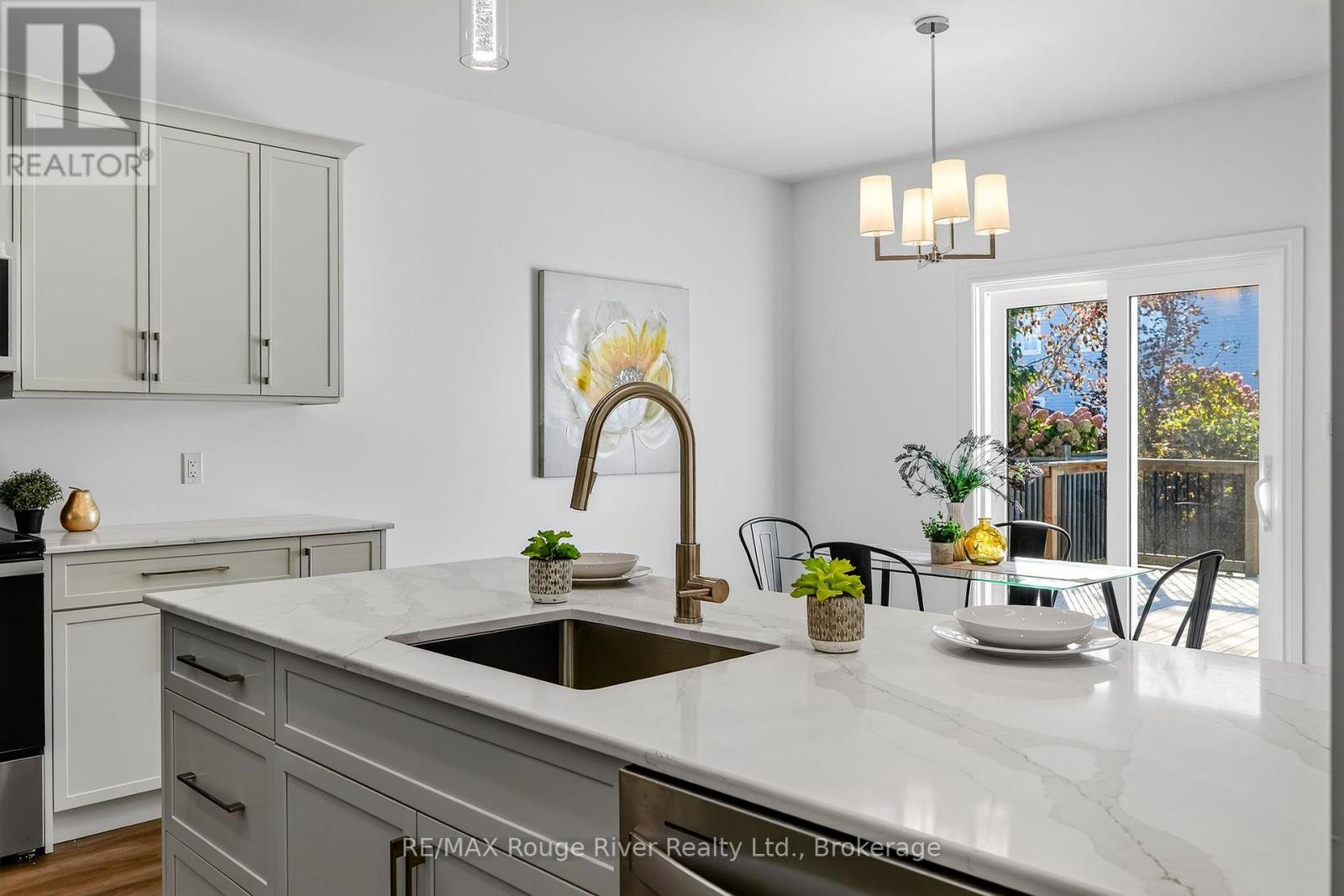 713 Prince Of Wales Drive, Cobourg, ON photo 14