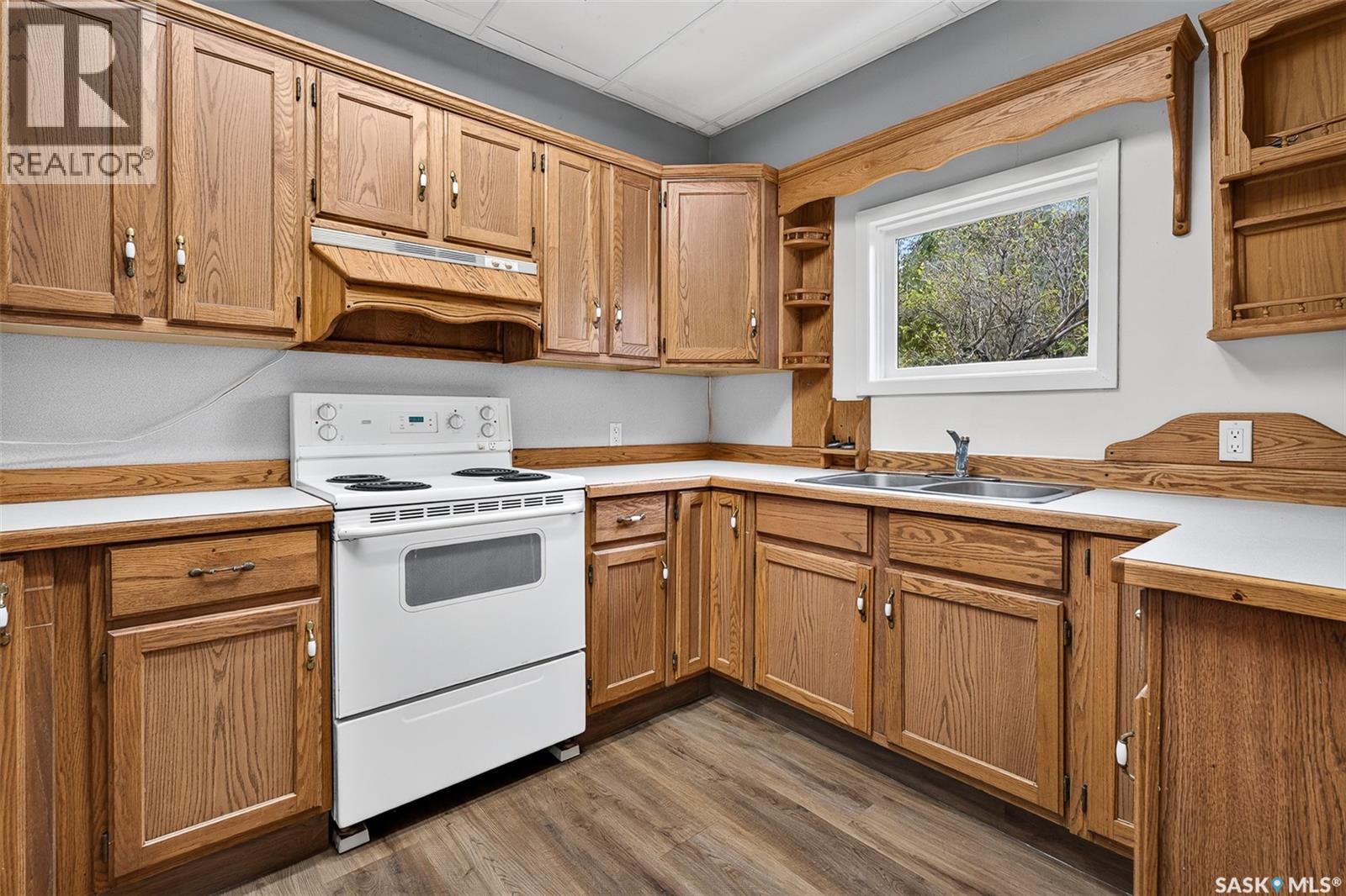 926 Montgomery STREET, Moose Jaw — photo 29