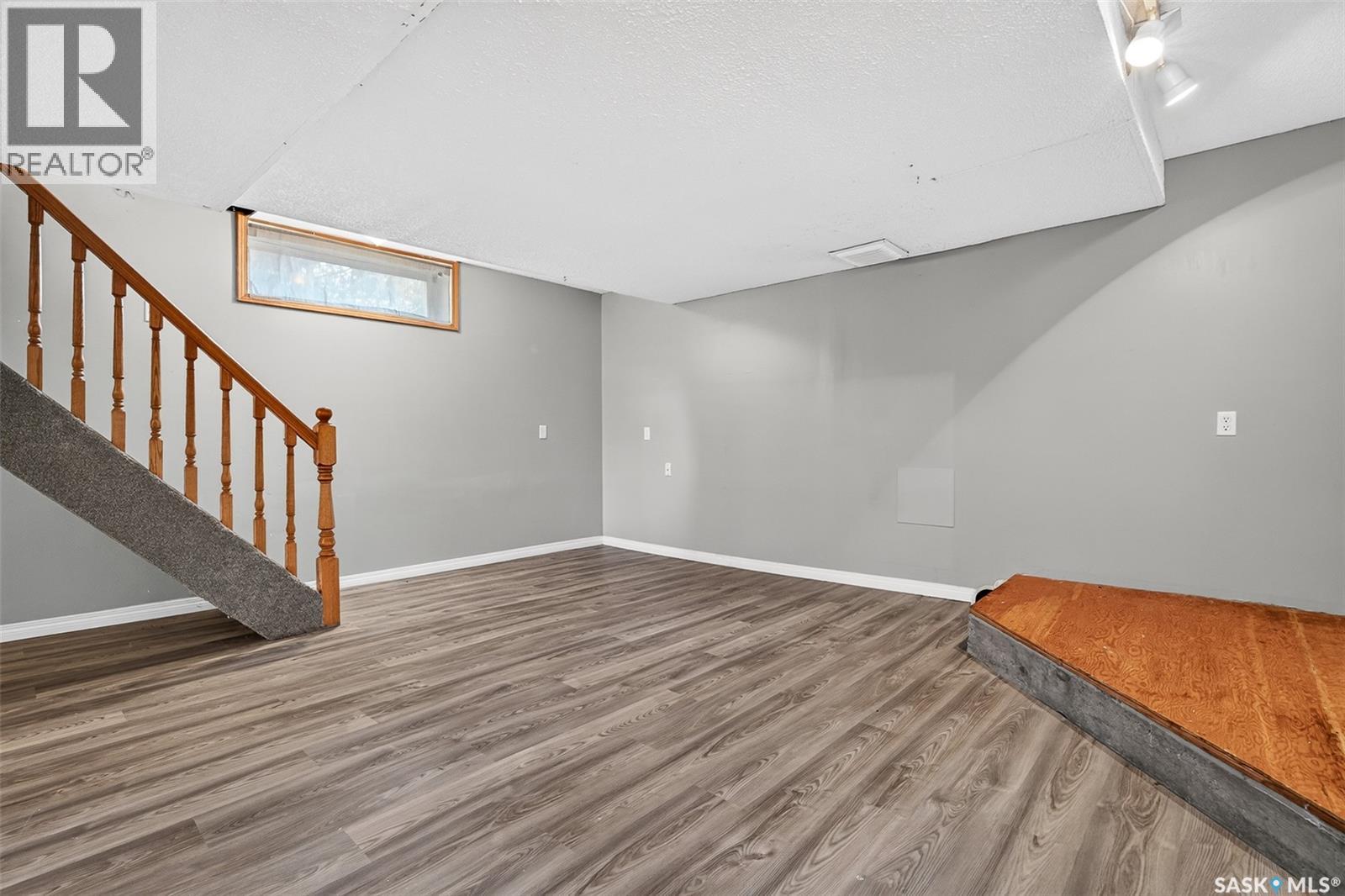 926 Montgomery STREET, Moose Jaw — photo 35