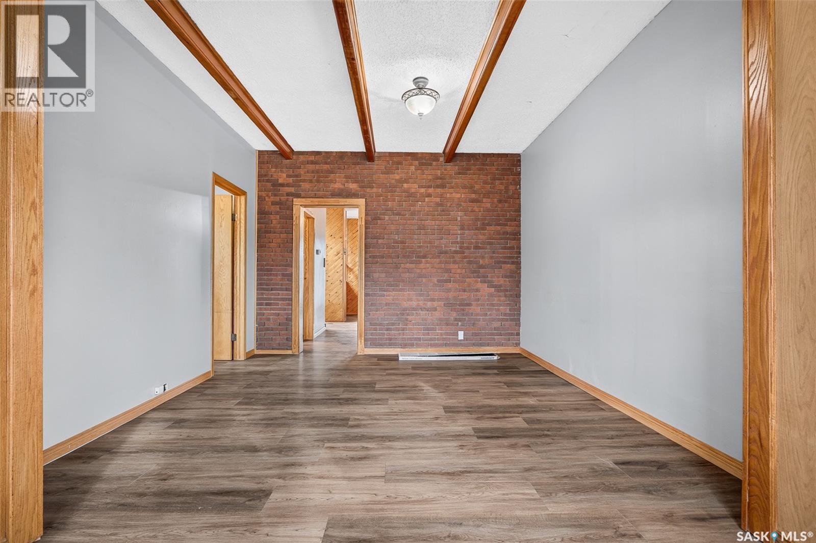 926 Montgomery STREET, Moose Jaw — photo 4