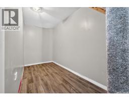 926 Montgomery Street, Moose Jaw, SK S6H2W8 Photo 37