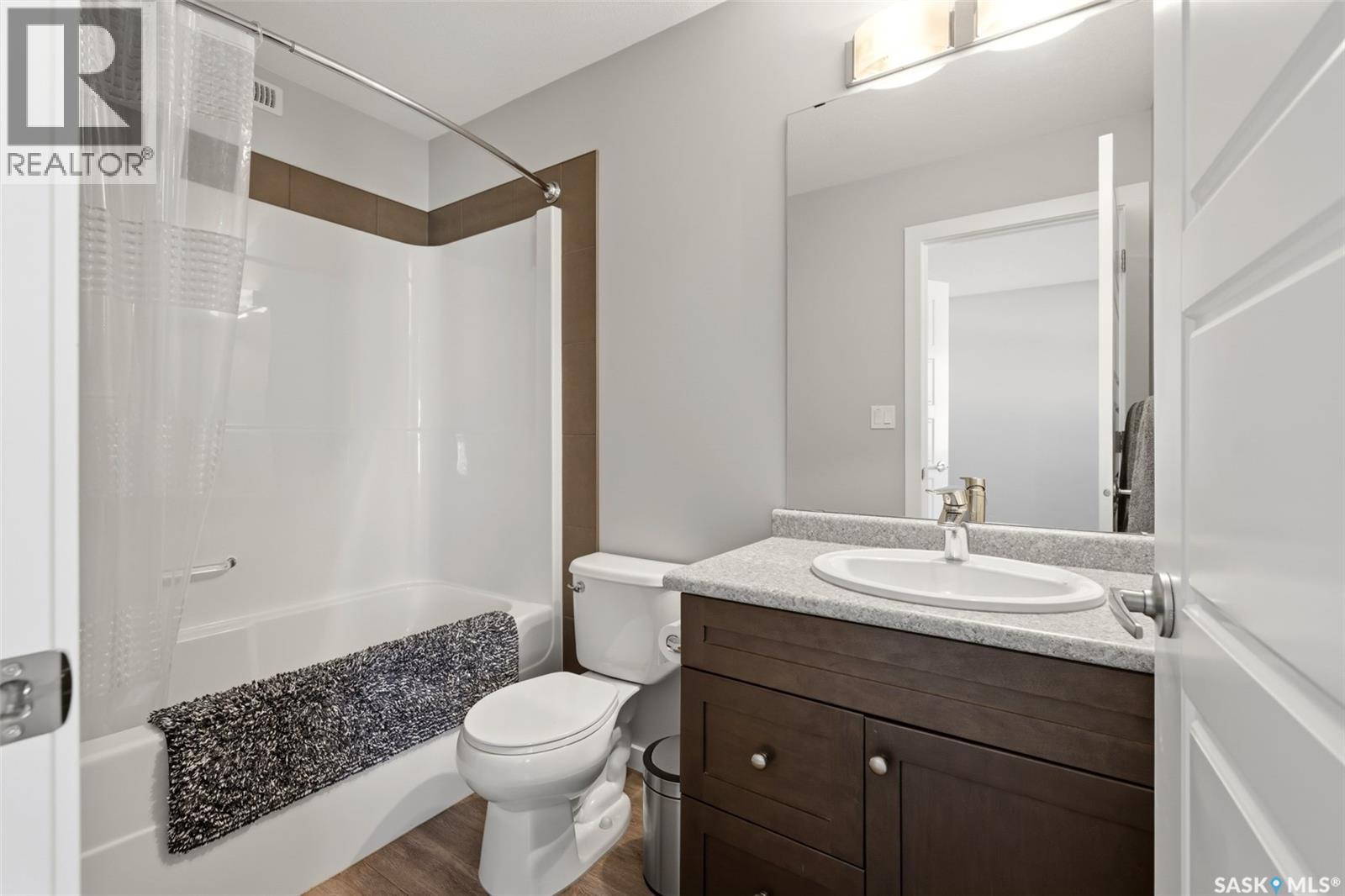 4725 Primrose Green DRIVE E, Regina — photo 17