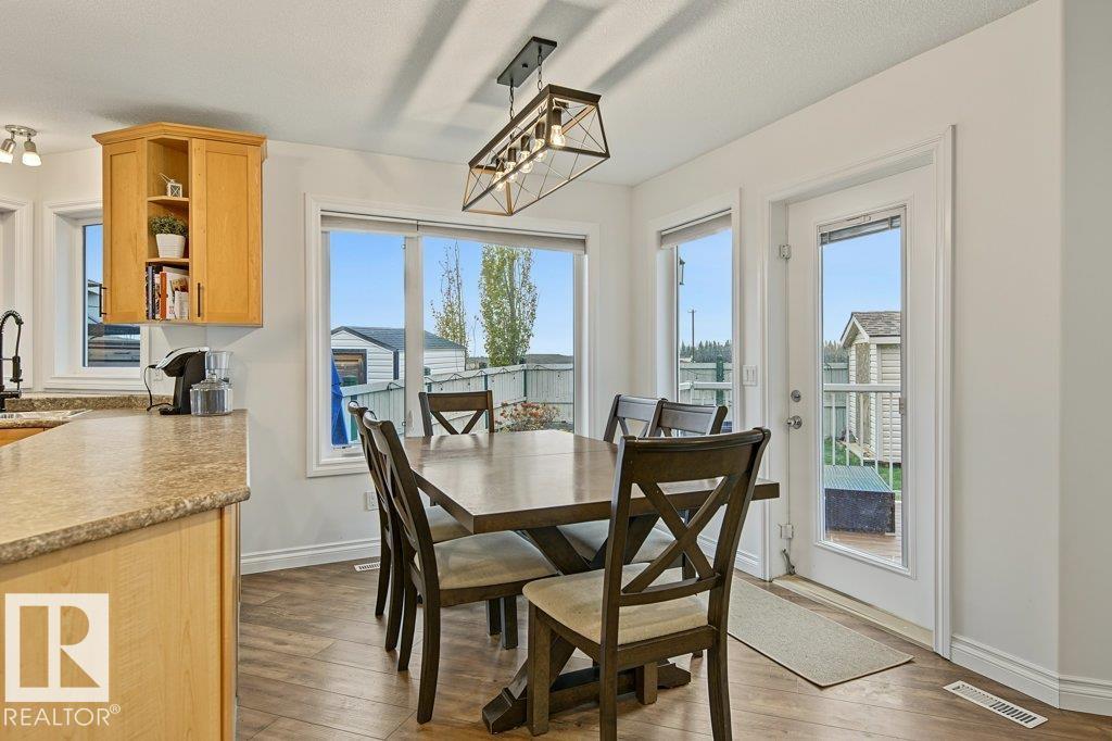 75 LAMPLIGHT DR, Spruce Grove — photo 11