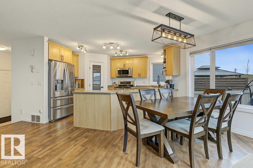 75 LAMPLIGHT DR, Spruce Grove — photo 7