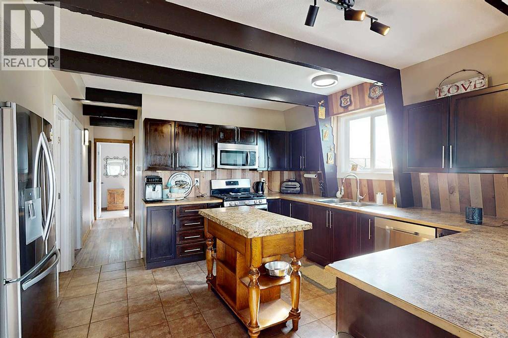 251231 Sunshine Road, photo 12 of 38