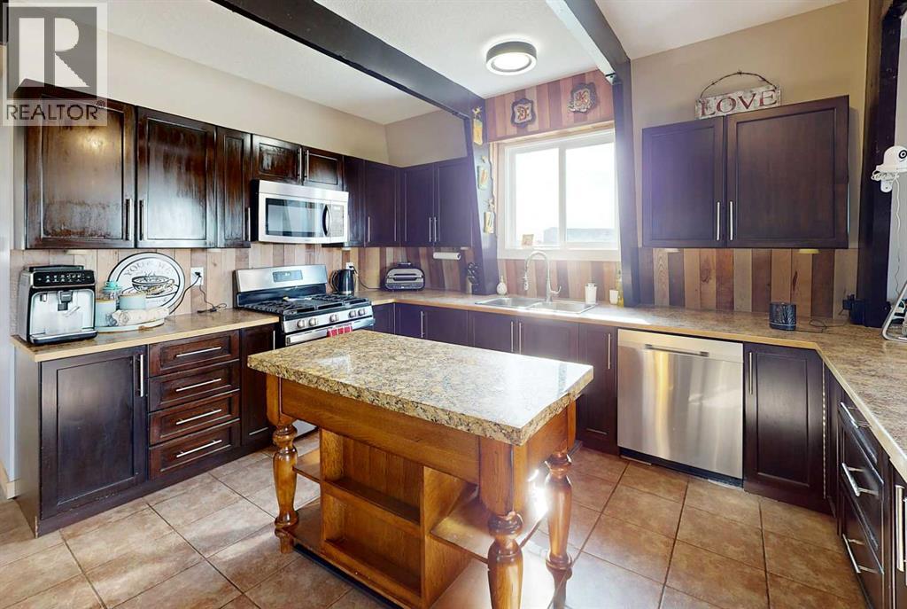 251231 Sunshine Road, photo 13 of 38