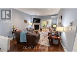 Living room - 3 - 78 Victoria Street, Meaford, ON N4L0B1 Photo 7