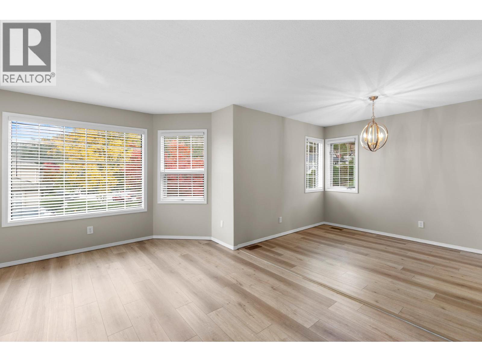 142 Applebrooke Crescent - 5