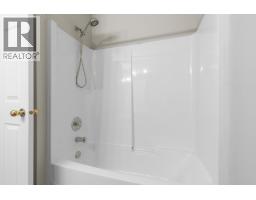 142 Applebrooke Crescent, Kelowna, BC V1V1W4 Photo 23