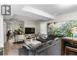 142 Applebrooke Crescent, Kelowna, BC V1V1W4 Photo 32
