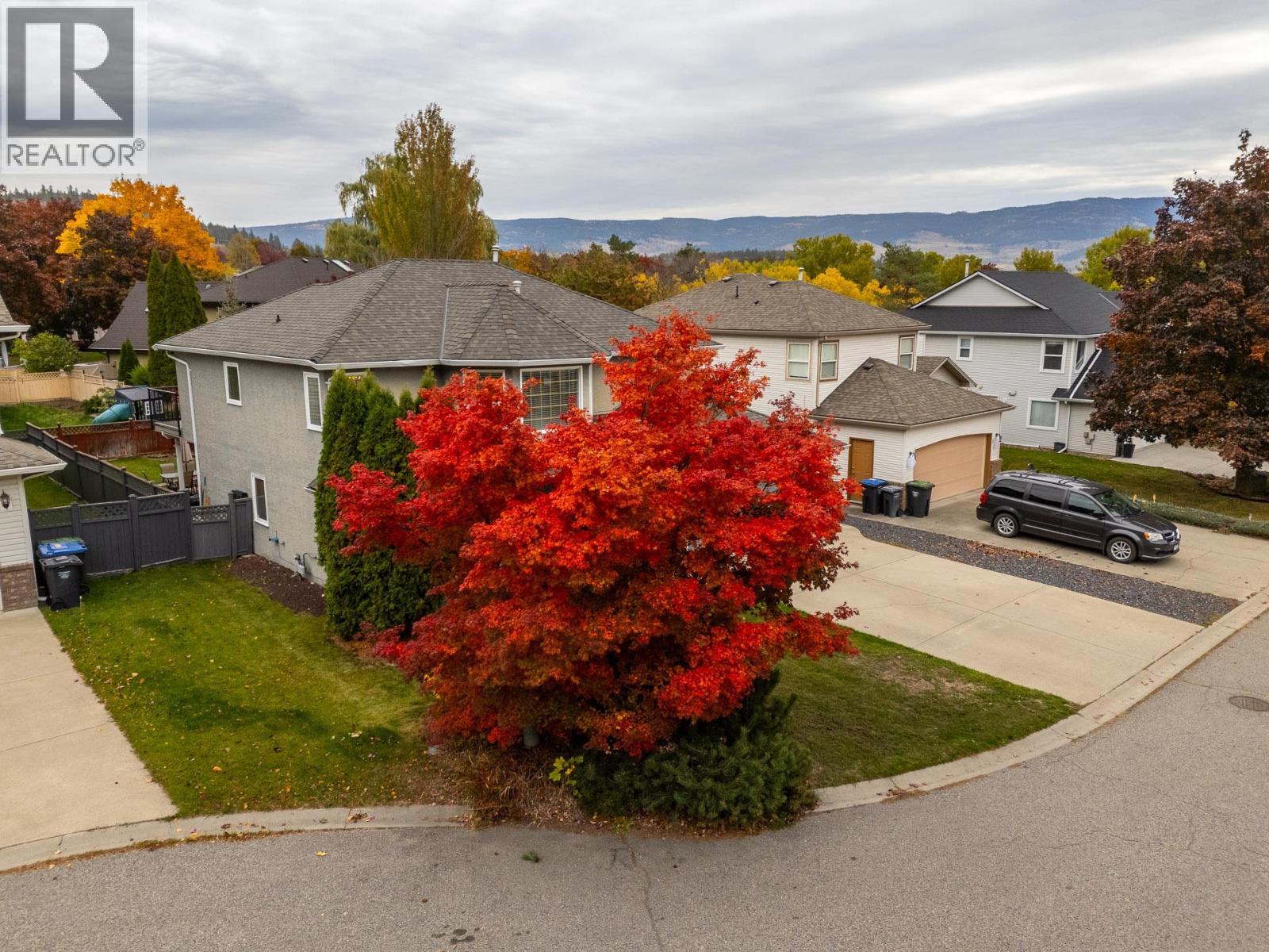 142 Applebrooke Crescent - 60