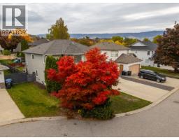 142 Applebrooke Crescent, Kelowna, BC V1V1W4 Photo 60