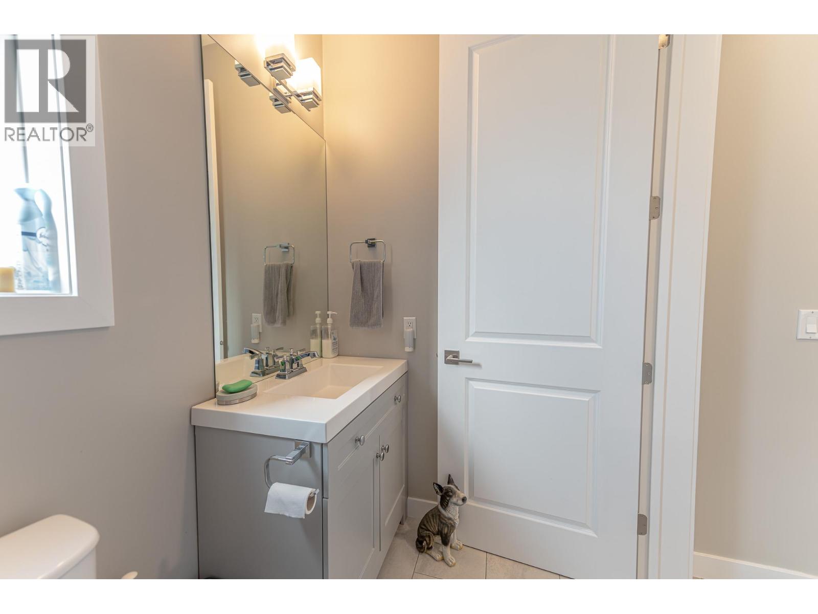 4978 Ponderosa Crescent, Canal Flats - Image 1