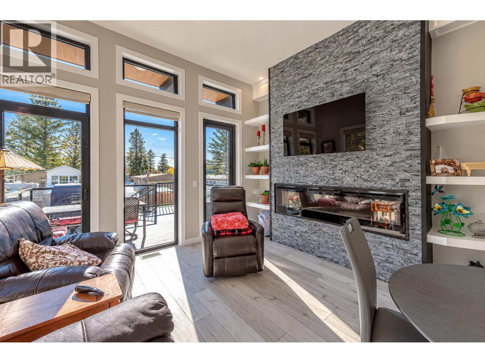 4978 Ponderosa Crescent, Canal Flats - Image 1