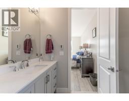 4978 Ponderosa Crescent, Canal Flats, BC V0B1B0 Photo 26