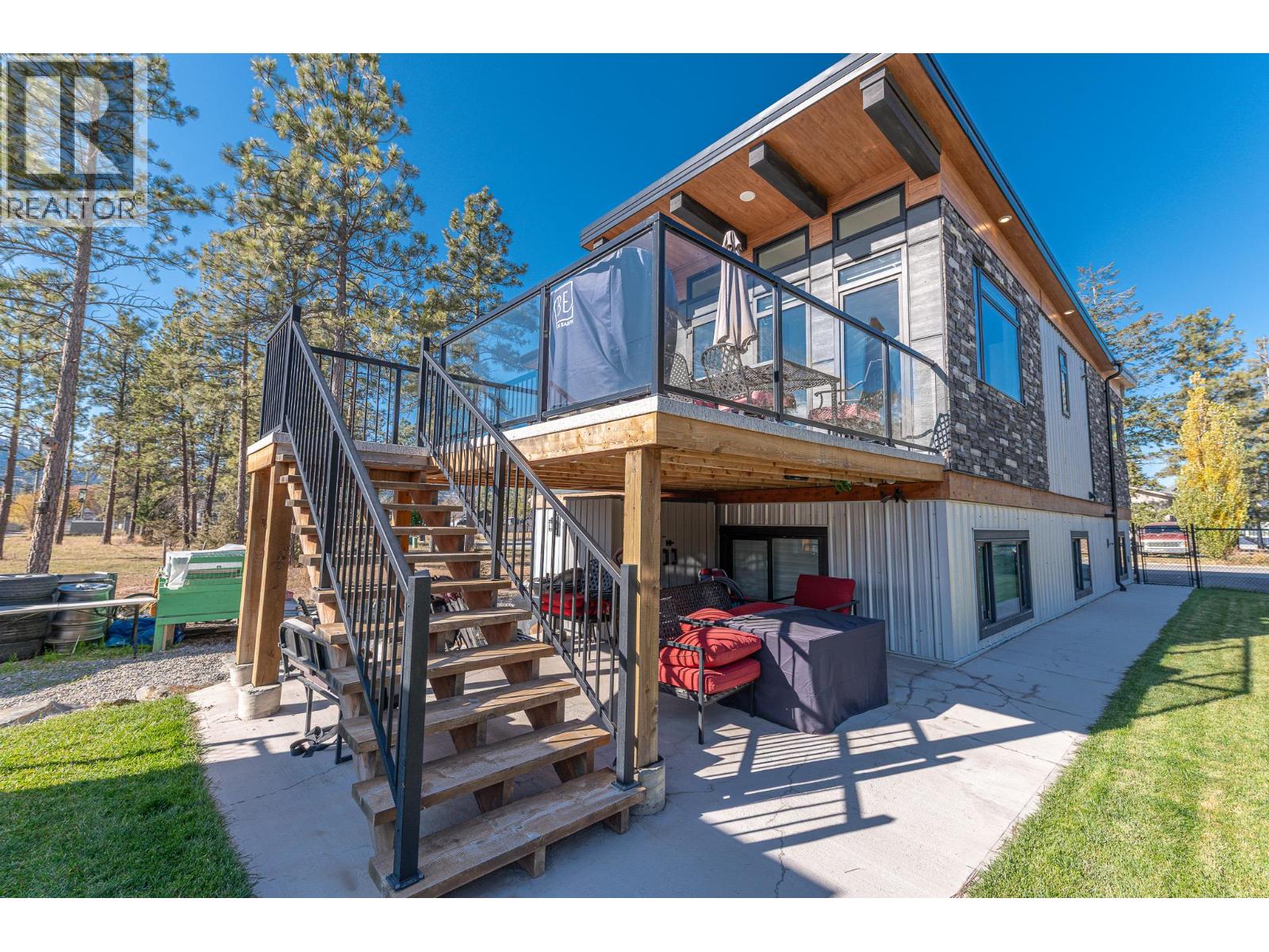 4978 Ponderosa Crescent, Canal Flats - Image 1