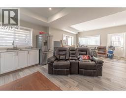 4978 Ponderosa Crescent, Canal Flats, BC V0B1B0 Photo 30