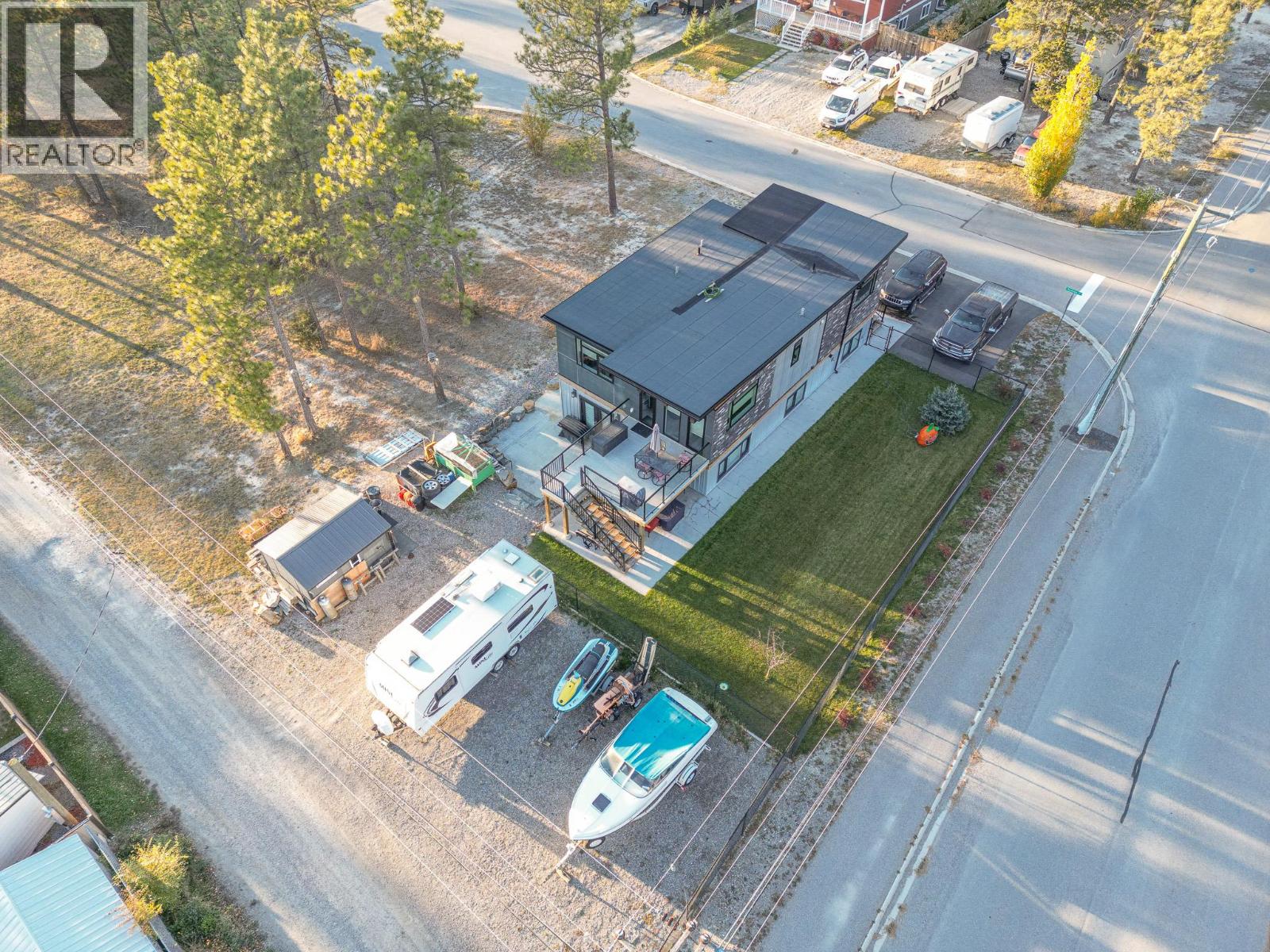 4978 Ponderosa Crescent, Canal Flats - Image 1