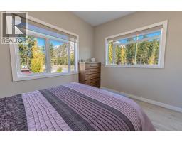 4978 Ponderosa Crescent, Canal Flats, BC V0B1B0 Photo 19