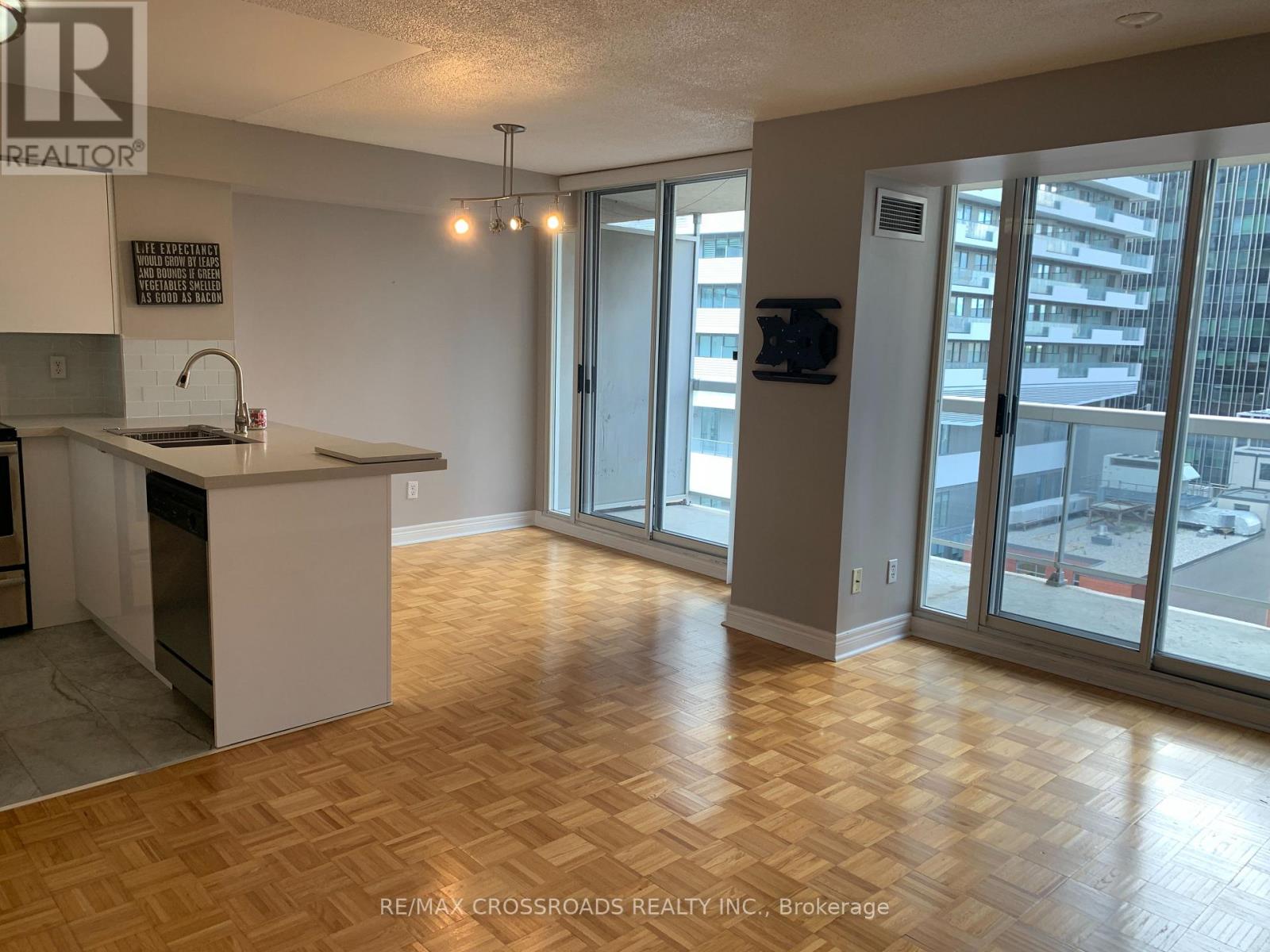 1211 - 43 EGLINTON AVENUE E, Toronto (Mount Pleasant West) — photo 9