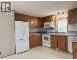 66 Parkland Acres, Lacombe, AB T4L1S9 Photo 10