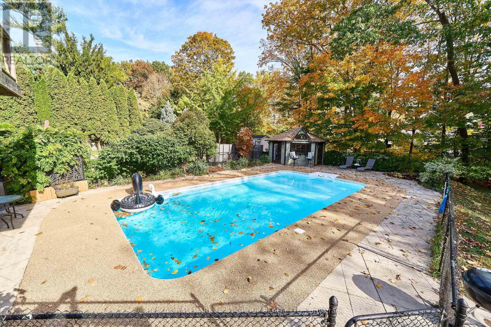 515 Oakwood Drive, Pickering, ON photo 10