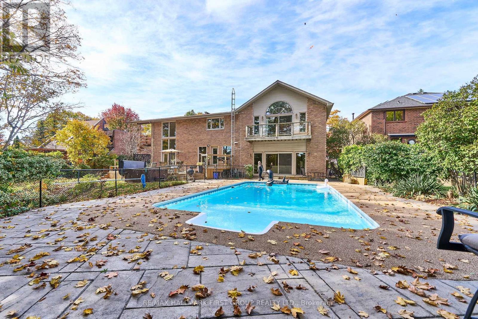 515 Oakwood Drive, Pickering, ON photo 12