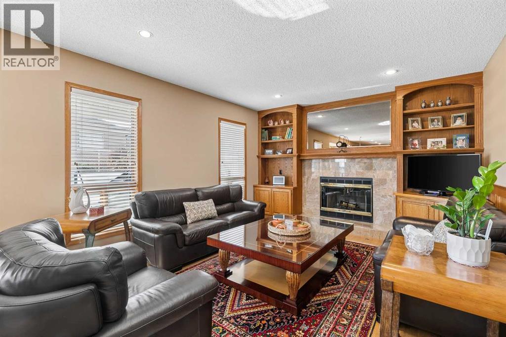 24 Signature Point SW, Calgary — photo 13