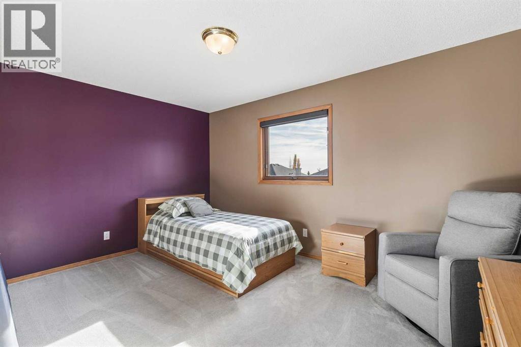 24 Signature Point SW, Calgary — photo 27