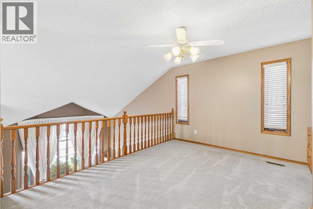 24 Signature Point SW, Calgary — photo 30