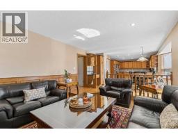 4pc Bathroom - 24 Signature Point Sw, Calgary, AB T3H3B9 Photo 15